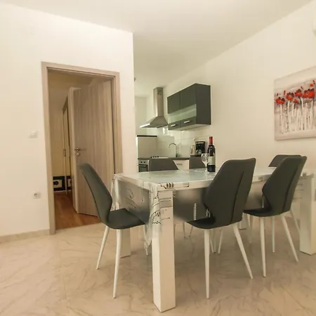 Apartment Pikula App2