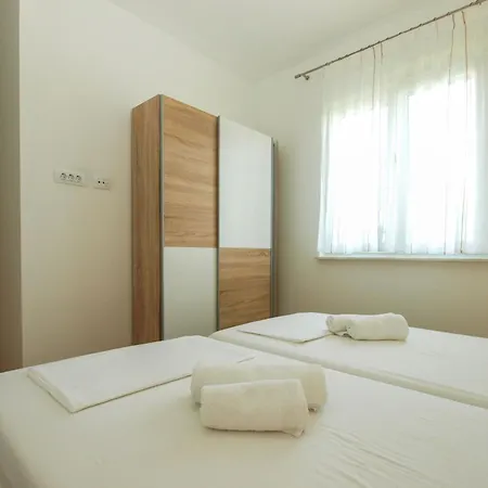Pikula App2 Apartment